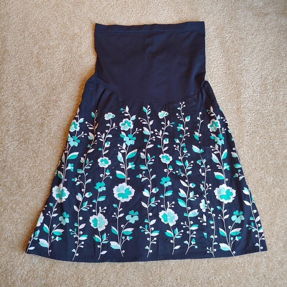 Motherhood maternity gently worn floral skirt